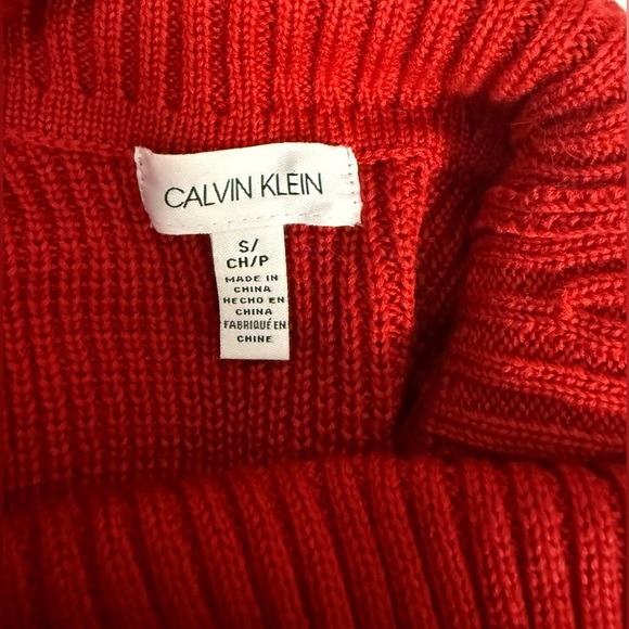 Calvin Klein women’s Red Cowl neck sweater split hem Small Excellent condition - Picture 8 of 8